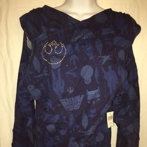 NWT Disney StarWars 2 Piece Top Cold Shoulder Top